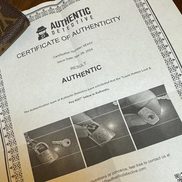 #207 Louis Vuitton Gold Lock and Key with COA - Picture 5 of 6
